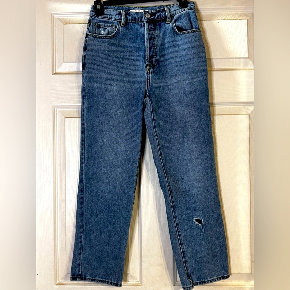 EUC PacSun Women's Distressed Blue Straight‎ Leg Jeans Size 26